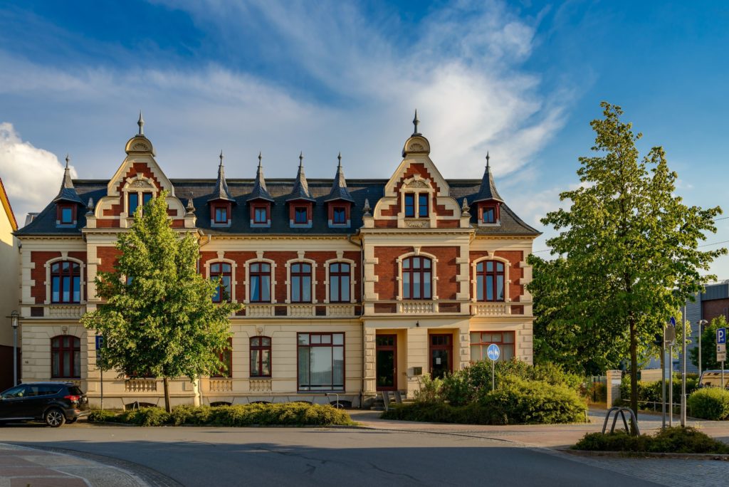 Berthold Eickhoff teilt mit seinen Kunden die Liebe zu Denkmalimmobilien, weshalb er sich auf deren energetische Sanierung spezialisiert hat.